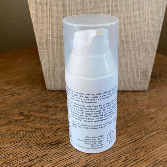 Cynerge Vitamin C Gel Face. New in Box (NIB)! Size 1 oz. - Picture 2 of 6